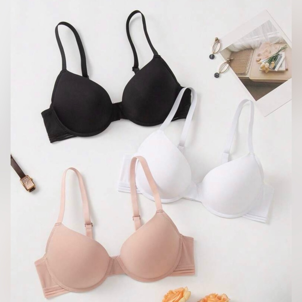 FREE 3 Bras (34C/75C) 🍒